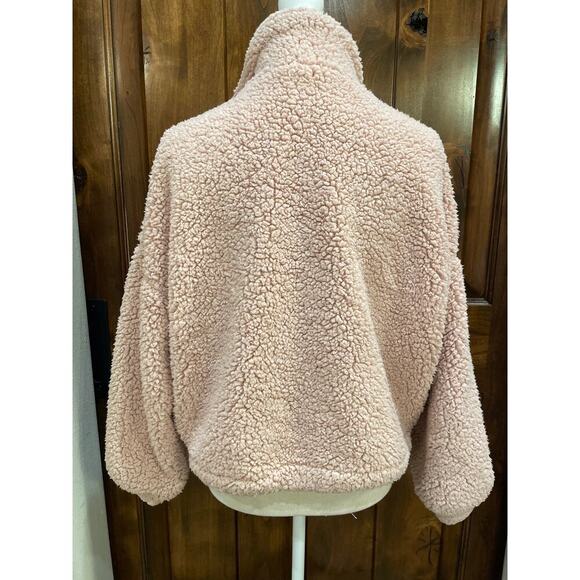 Urban Outfitters Women’s Light Pink Teddy Fleece Jacket Small - Picture 3 of 6
